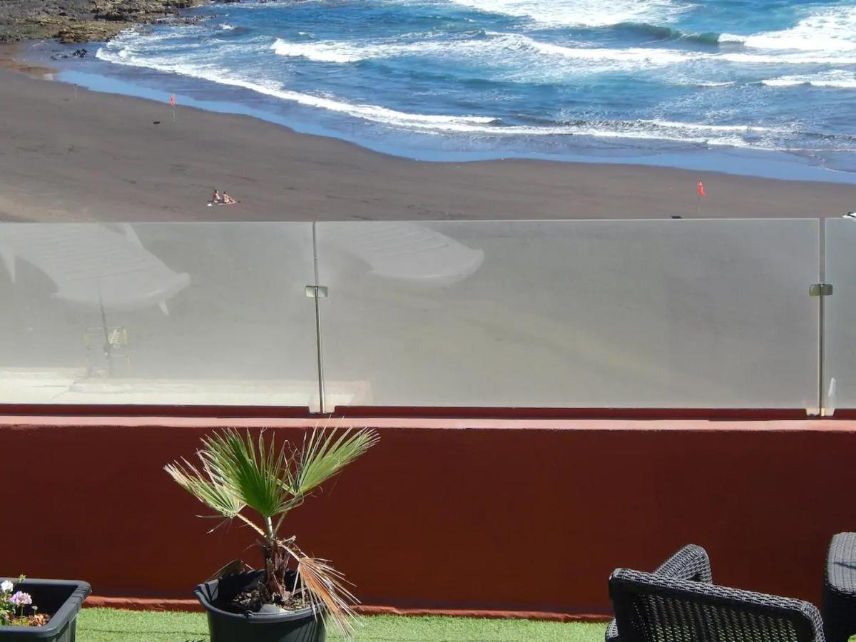 Loft With Balcony Sea View Apartment Playa Del Hombre Exterior photo